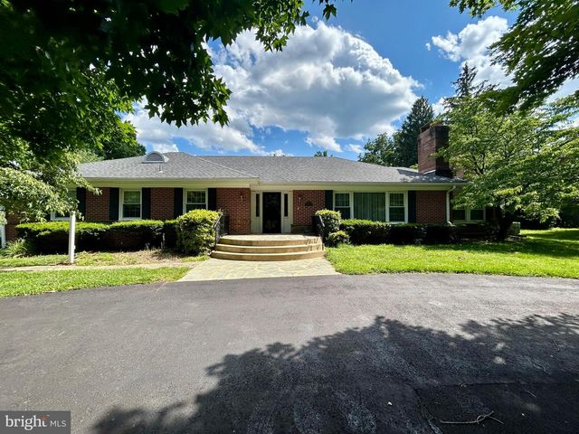 805 ORCHARD WAY, Silver Spring, MD 20904
