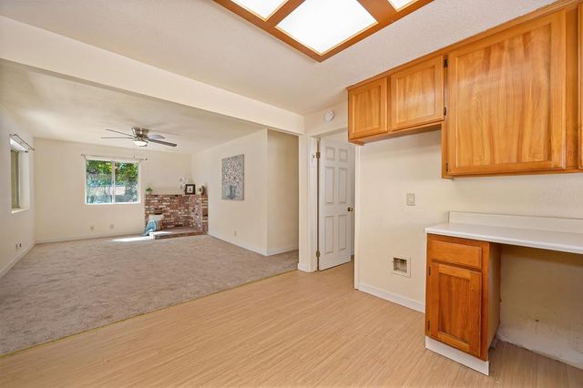 19205 Geisendorfer Rd, Applegate, CA 95703