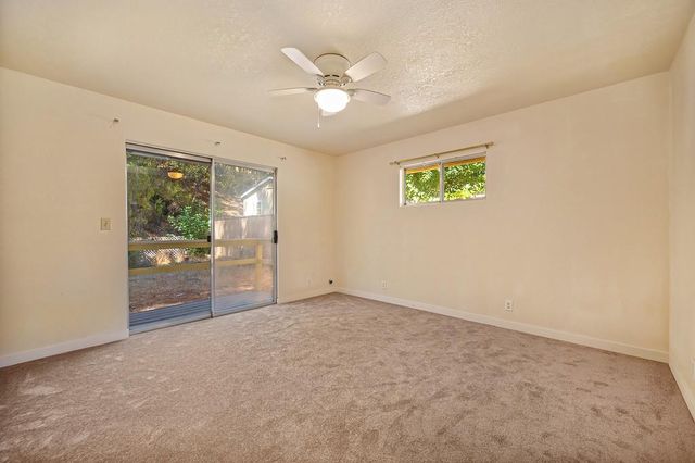19205 Geisendorfer Rd, Applegate, CA 95703
