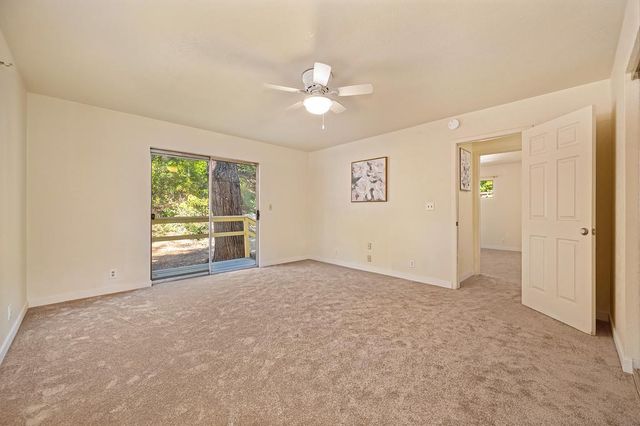 19205 Geisendorfer Rd, Applegate, CA 95703