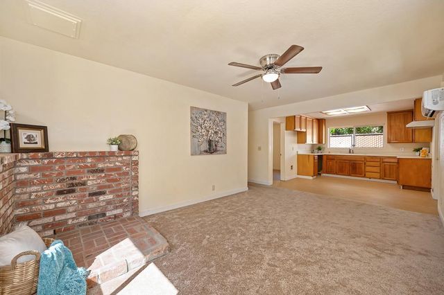 19205 Geisendorfer Rd, Applegate, CA 95703