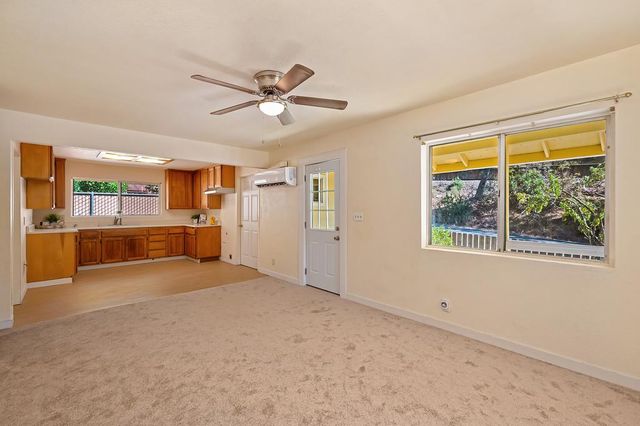 19205 Geisendorfer Rd, Applegate, CA 95703