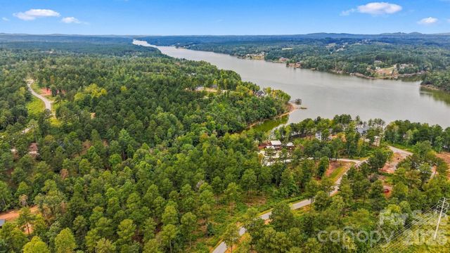 2071 Ellingwood Point 122, Connelly Springs, NC 28612