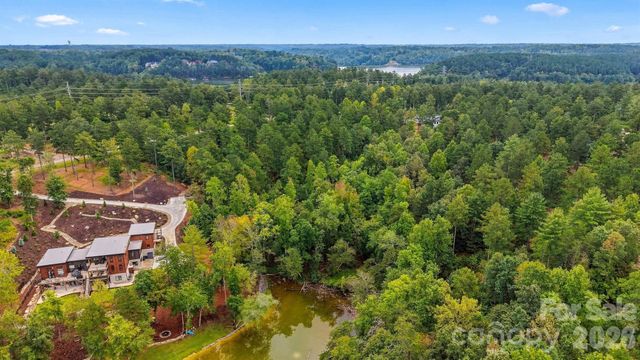 2071 Ellingwood Point 122, Connelly Springs, NC 28612