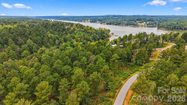 2071 Ellingwood Point 122, Connelly Springs, NC 28612
