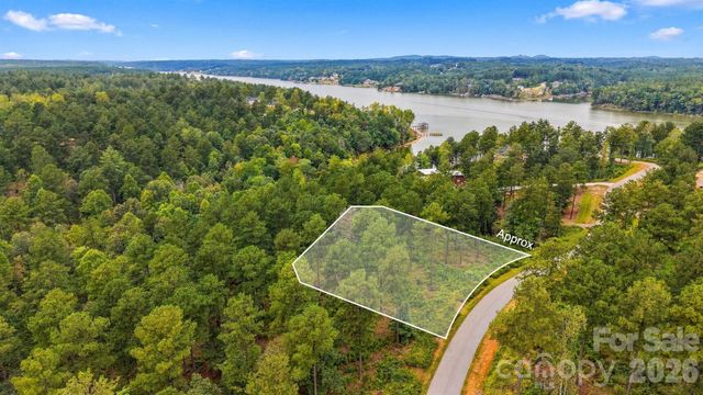 2071 Ellingwood Point 122, Connelly Springs, NC 28612