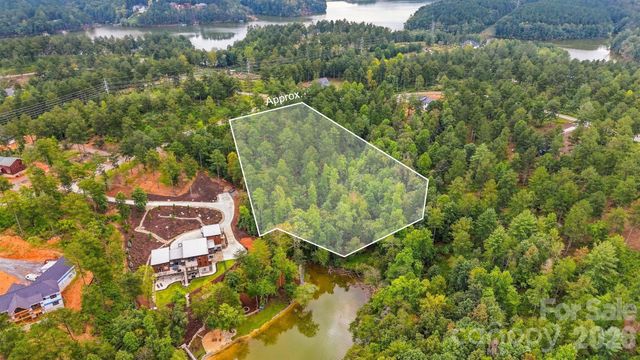 2071 Ellingwood Point 122, Connelly Springs, NC 28612