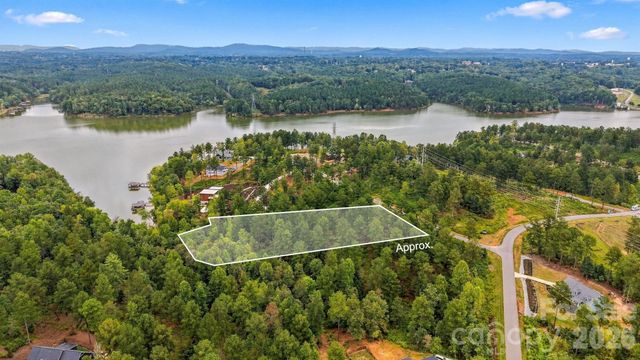 2071 Ellingwood Point 122, Connelly Springs, NC 28612