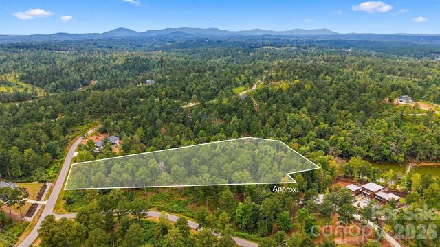 2071 Ellingwood Point 122, Connelly Springs, NC 28612
