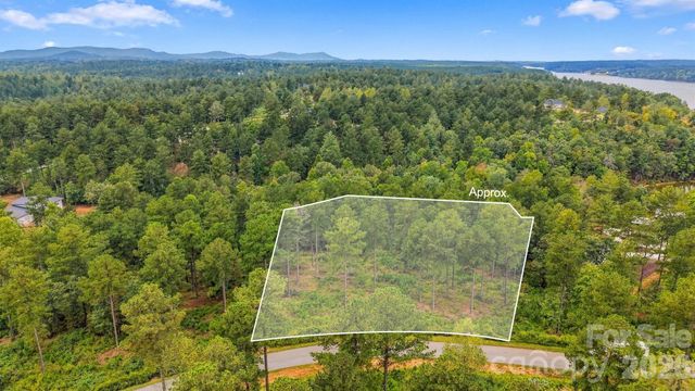 2071 Ellingwood Point 122, Connelly Springs, NC 28612
