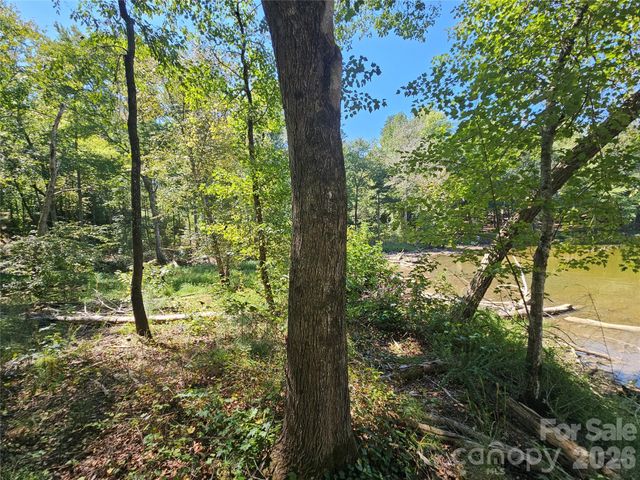 2071 Ellingwood Point 122, Connelly Springs, NC 28612