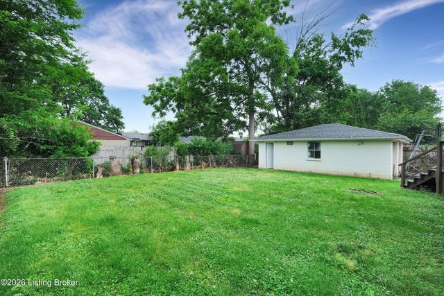8810 Terry Rd, Louisville, KY 40258