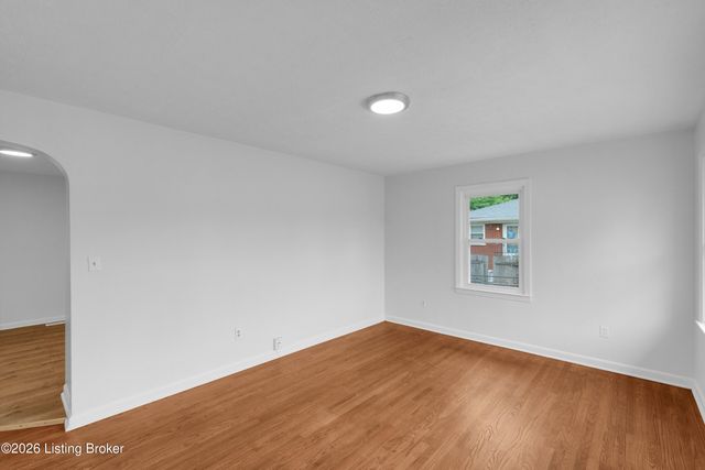 8810 Terry Rd, Louisville, KY 40258