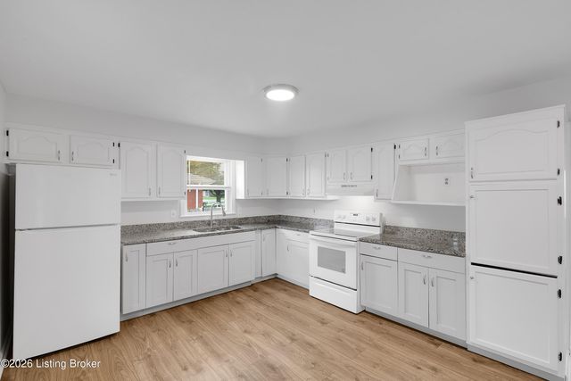 8810 Terry Rd, Louisville, KY 40258
