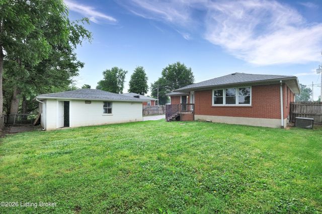 8810 Terry Rd, Louisville, KY 40258