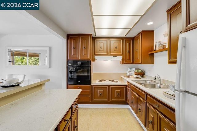 2801 Golden Rain Rd 3, Walnut Creek, CA 94595