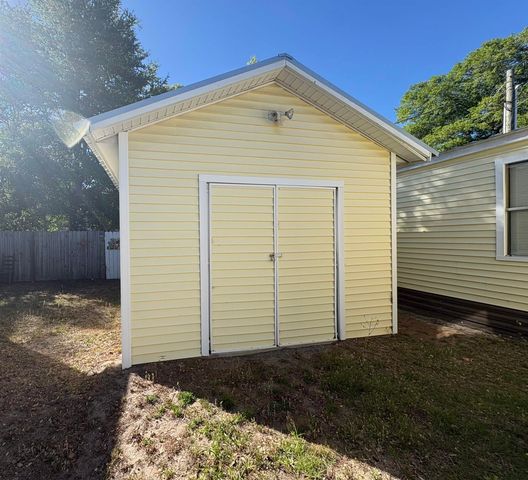 1567 Park Ln., Garden City Beach, SC 29576