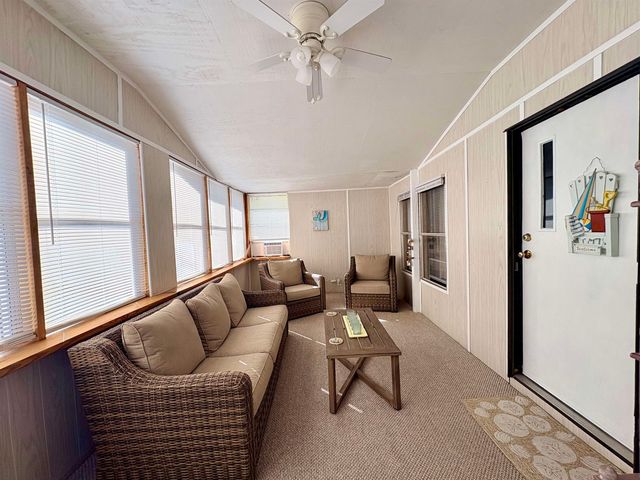 1567 Park Ln., Garden City Beach, SC 29576