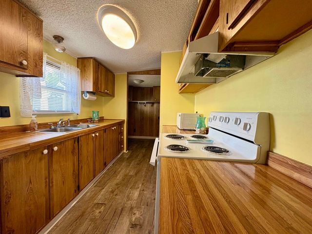 1567 Park Ln., Garden City Beach, SC 29576