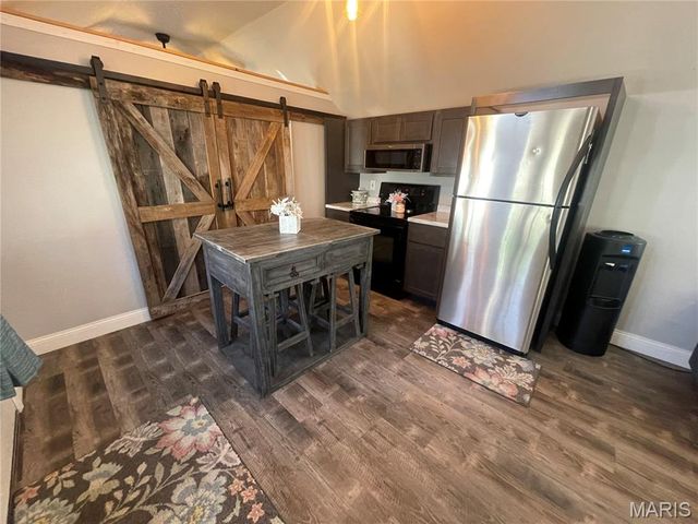 5984 Valley Drive, French Village, MO 63036