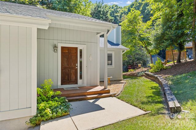 4160 Koala Circle, Tega Cay, SC 29708