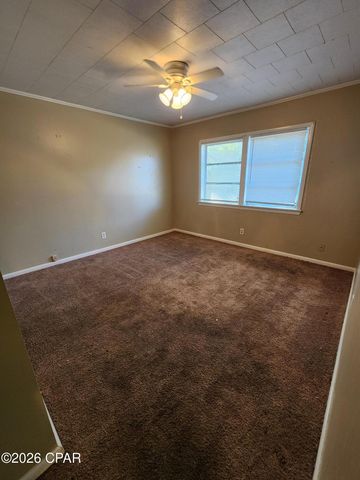 1023 Bay Avenue, Panama City, FL 32401