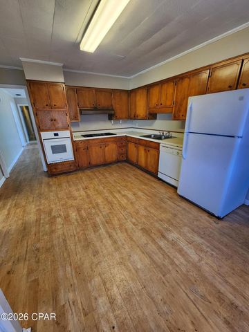 1023 Bay Avenue, Panama City, FL 32401