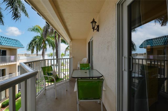 5963 MIDNIGHT PASS ROAD 332, Sarasota, FL 34242