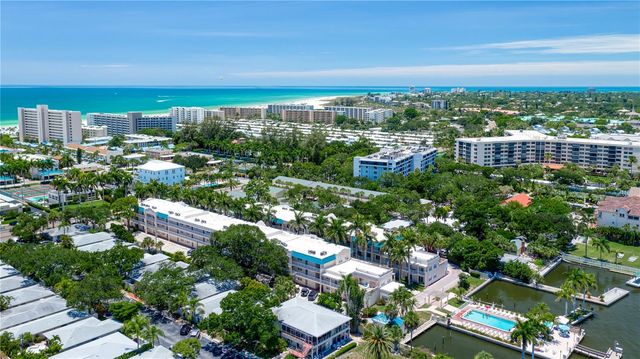 5963 MIDNIGHT PASS ROAD 332, Sarasota, FL 34242