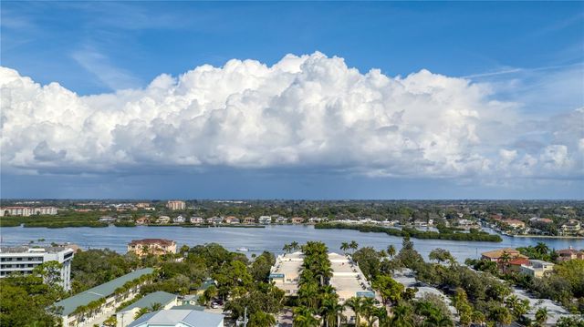 5963 MIDNIGHT PASS ROAD 332, Sarasota, FL 34242