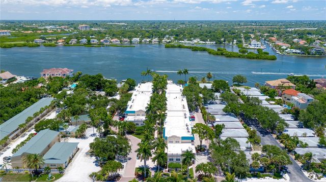 5963 MIDNIGHT PASS ROAD 332, Sarasota, FL 34242