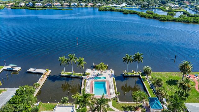 5963 MIDNIGHT PASS ROAD 332, Sarasota, FL 34242