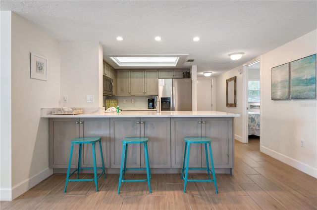 5963 MIDNIGHT PASS ROAD 332, Sarasota, FL 34242