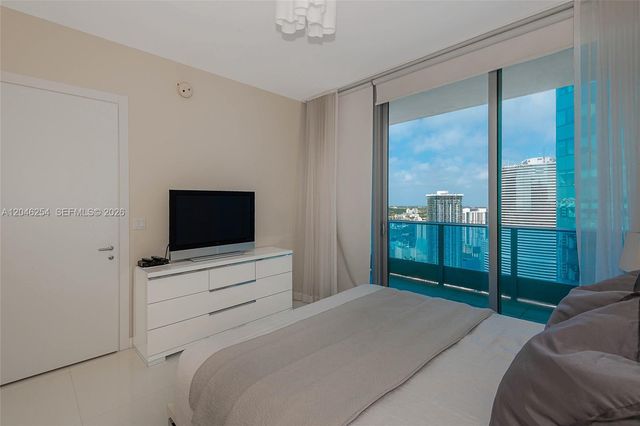 200 Biscayne Boulevard Way 5109, Miami, FL 33131