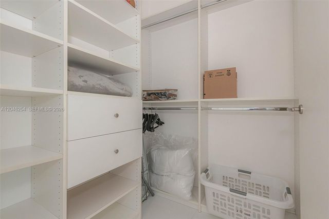 200 Biscayne Boulevard Way 5109, Miami, FL 33131