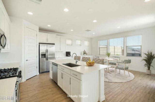 31957 N 125th Avenue, Peoria, AZ 85383