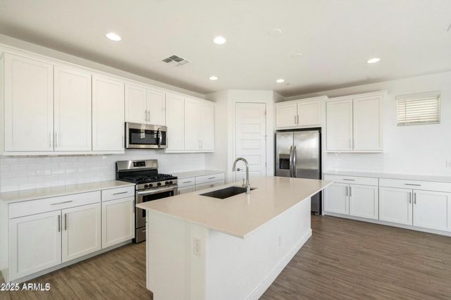 31957 N 125th Avenue, Peoria, AZ 85383