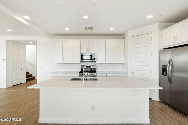 31957 N 125th Avenue, Peoria, AZ 85383