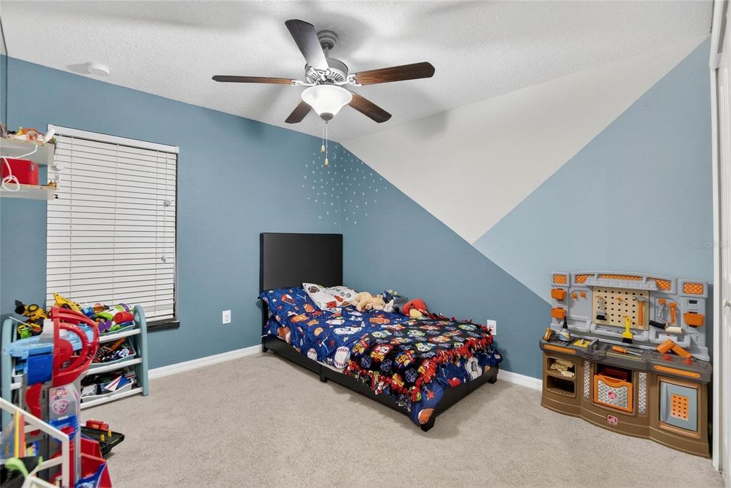 Image 17 of property listing at 12720 HAMPTON HILL DRIVE, Riverview, FL 33578