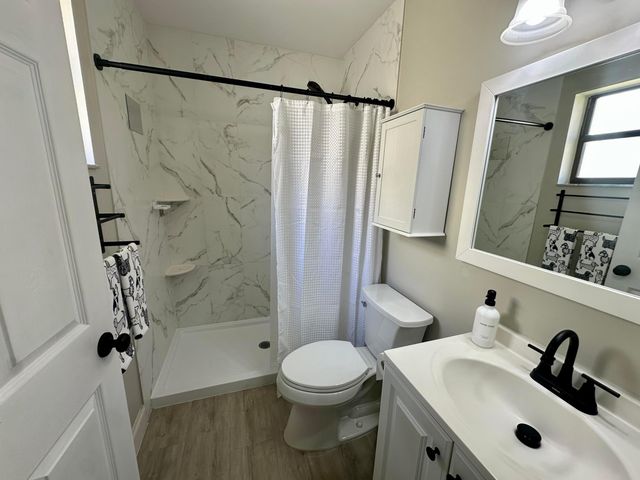 4693 Lucerne Lakes Boulevard E 206, Lake Worth, FL 33467