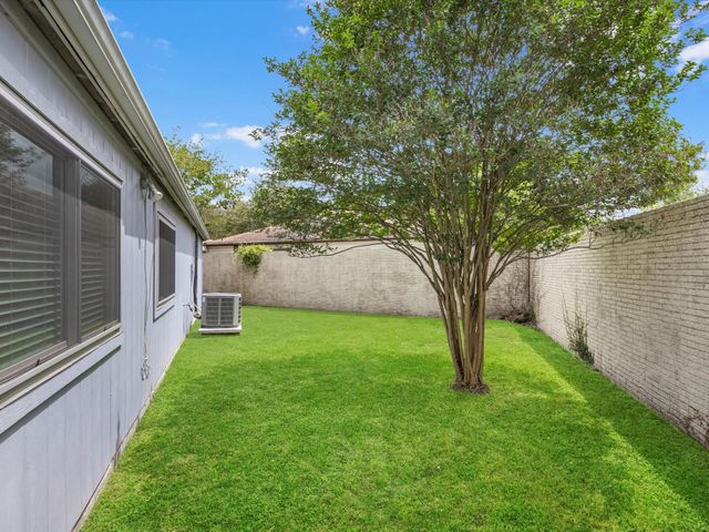 8327 Silvan Wind Lane, Houston, TX 77040