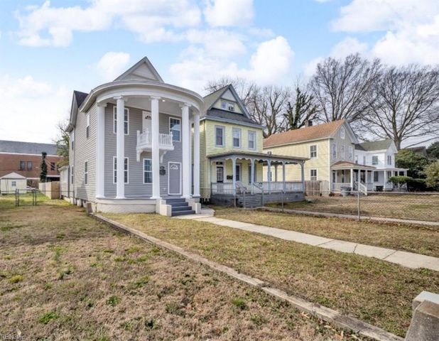 241 Newport News AVE, Hampton, VA 23669