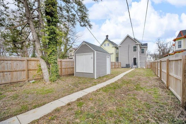 241 Newport News AVE, Hampton, VA 23669