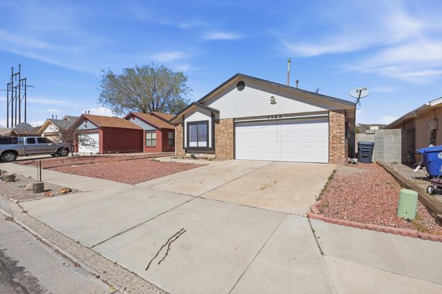 7723 San Benito Street NW, Albuquerque, NM 87120