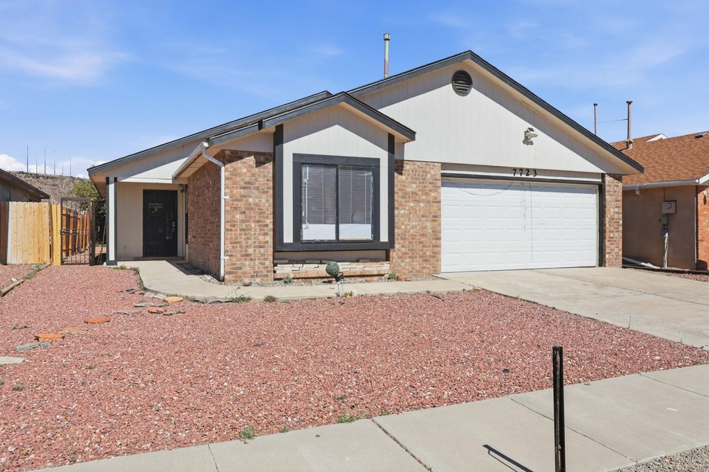 7723 San Benito Street NW, Albuquerque, NM 87120