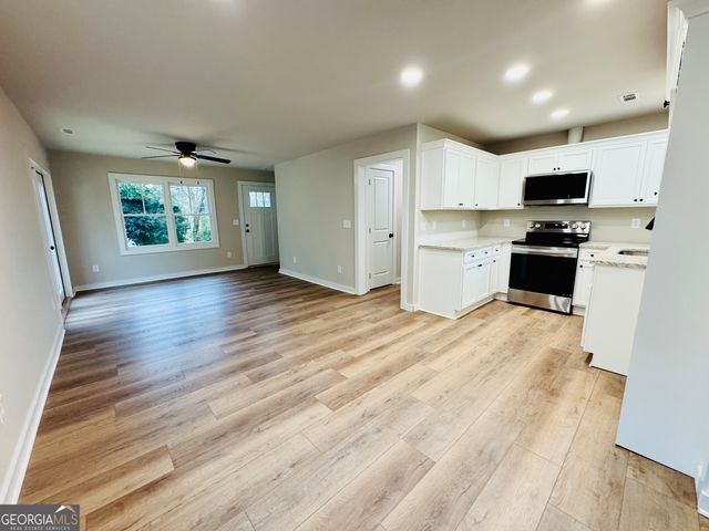 80 Walker Drive, Carrollton, GA 30116