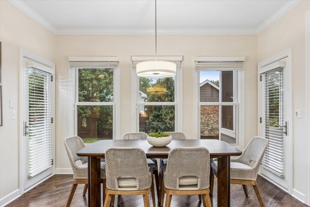 116 W Jefferson Avenue, Wheaton, IL 60187