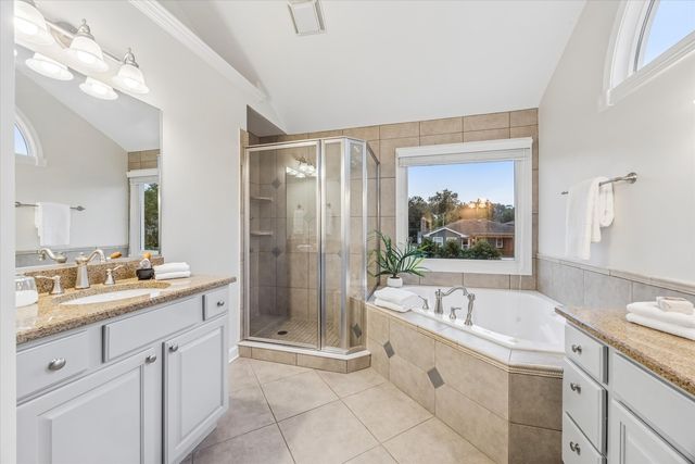 116 W Jefferson Avenue, Wheaton, IL 60187