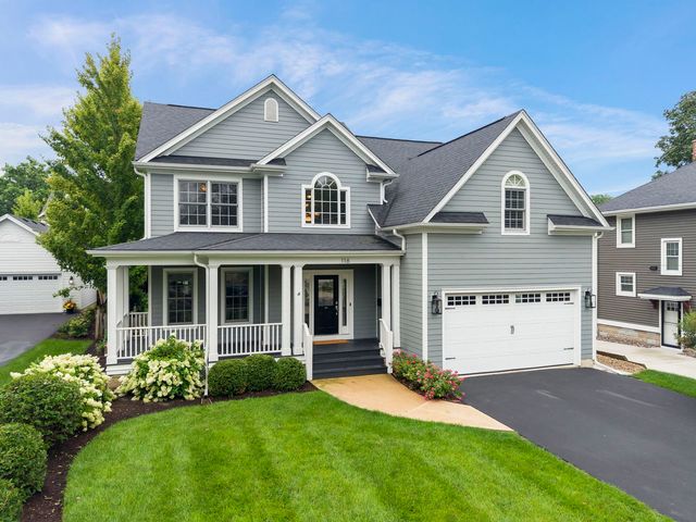 116 W Jefferson Avenue, Wheaton, IL 60187