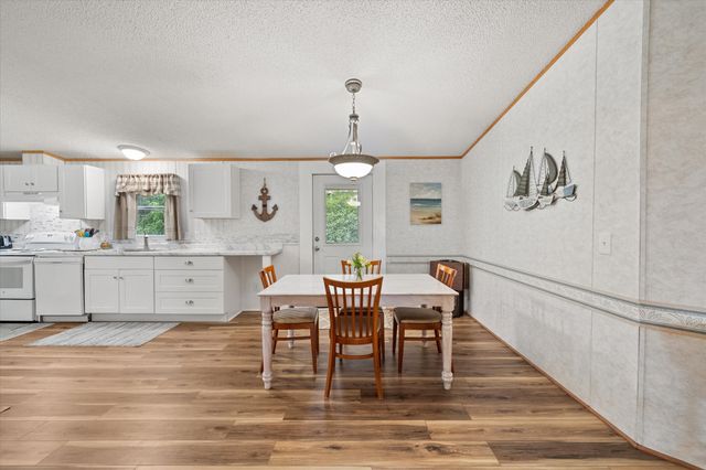 510 Nob Hill Lane, Seven Points, TX 75143